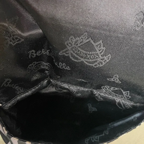 Betseyville x Betsey Johnson Stripe It While It Hot Mini Crossbody Bag - Picture 10 of 13